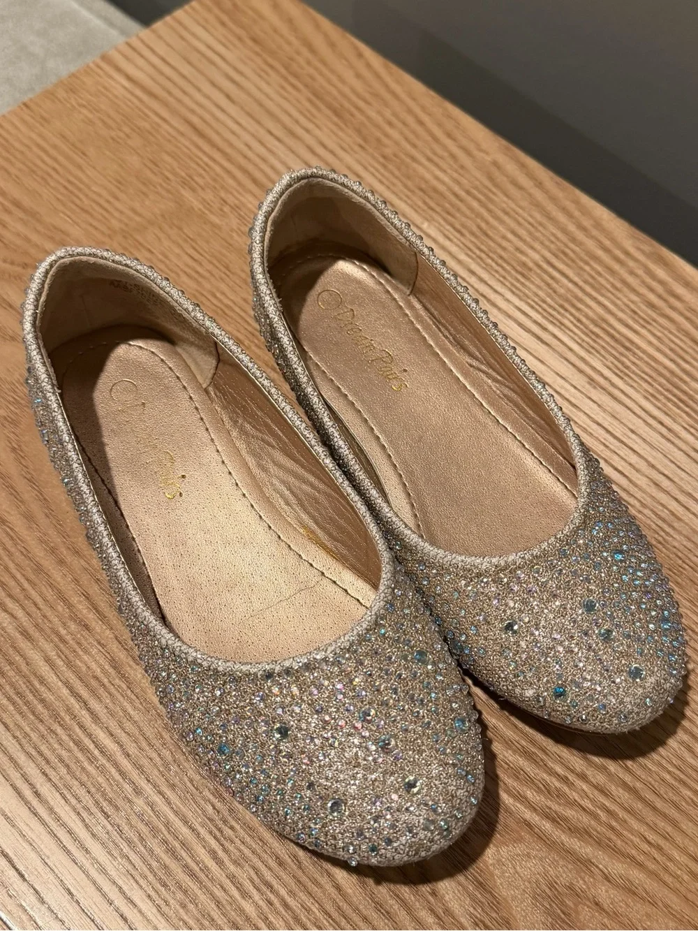 Dream Pairs Girls Size 11 Champagne Rhinestone Ballet Flat